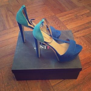 Platform sandal heels