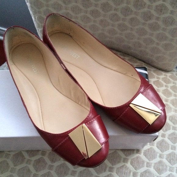Nine  West Red Ballet Flats