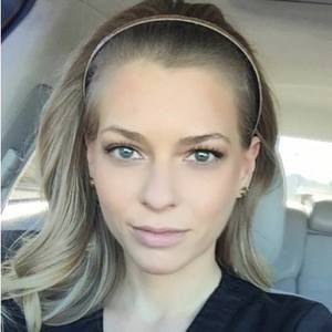 Meet your Posher, Janelle