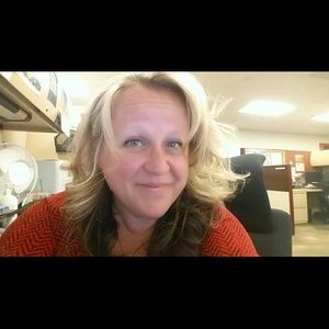 Meet your Posher, Carrie