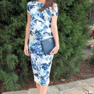 Floral print maternity dress!
