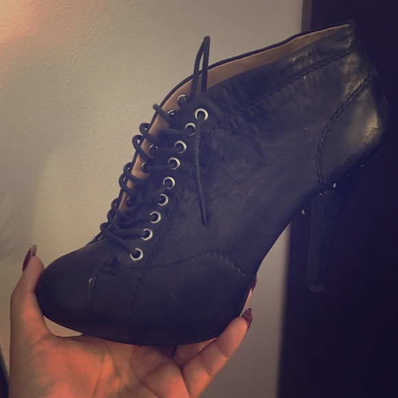 Nine West booties