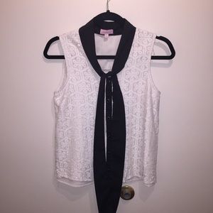 Lace black and beige top