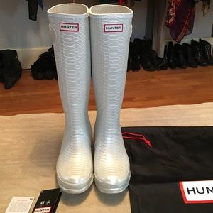 Hunter white snakeskin rain boots