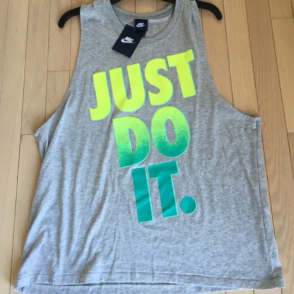 Nike Tops - NWT NIKE "Just Do It" Tank