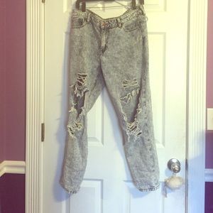 Stone washed skinny jeans