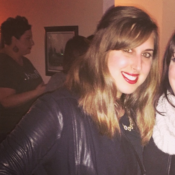 Meet your Posher, Alyssa
