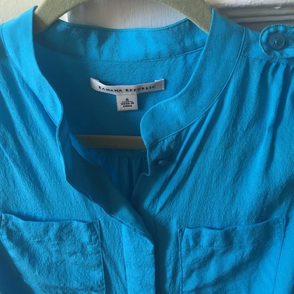 🇺🇸HP 7/4🇺🇸 Blue blouse - Picture 2 of 4