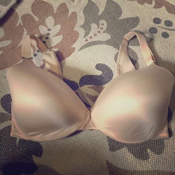 Soma vanishing back bra