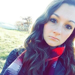 Meet your Posher, Shaina