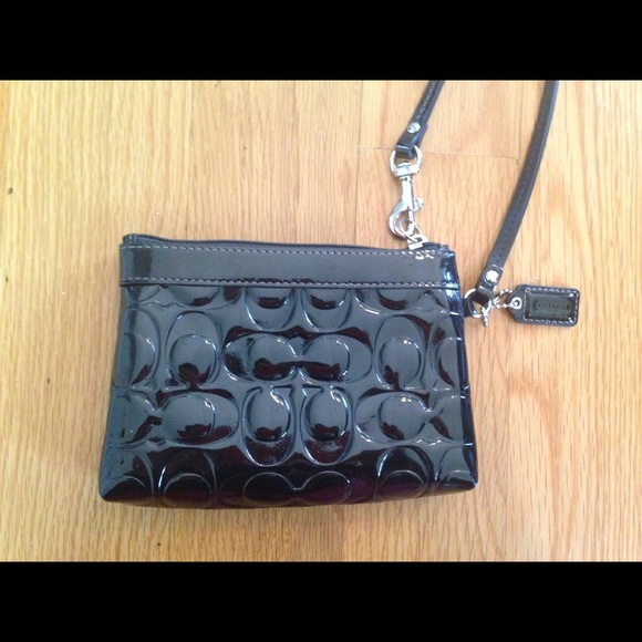 Black Patent Leather Coach Wristlet - Picture 2 of 3