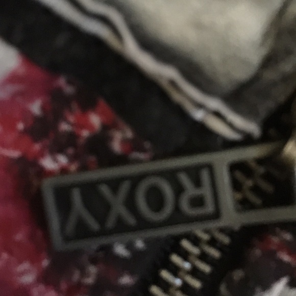 Limited Roxy Hoodie - Picture 2 of 4