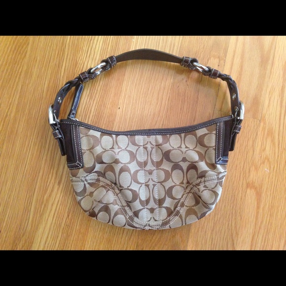 Beautiful Brown Coach Bag - Picture 2 of 4