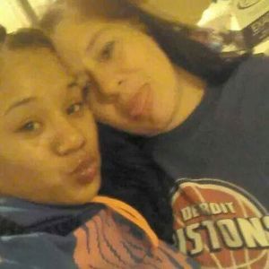 Meet your Posher, Juanita