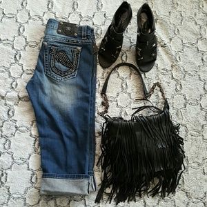 Miss Me  Angel Wings Capri's