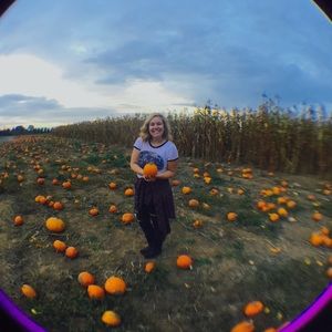 Meet your Posher, Brittany