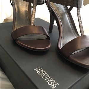 🎉Brand new 🎉Kenneth Cole heels