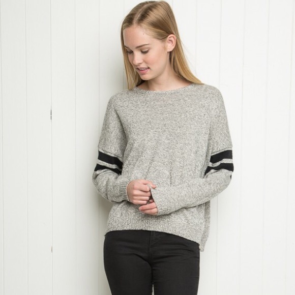 Light gray Brandy Melville veena sweater