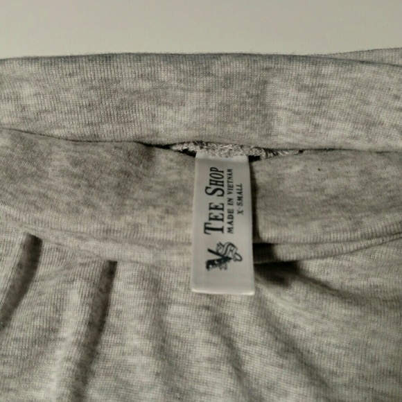 Victoria's Secret XS Tee Shop Turtleneck! - Picture 4 of 4