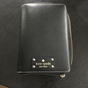 Pebbled leather Kate Spade planner. Small
