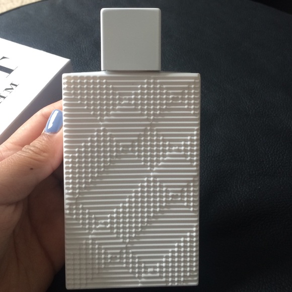 Burberry Brit Rhythm for her lotion - Picture 2 of 3