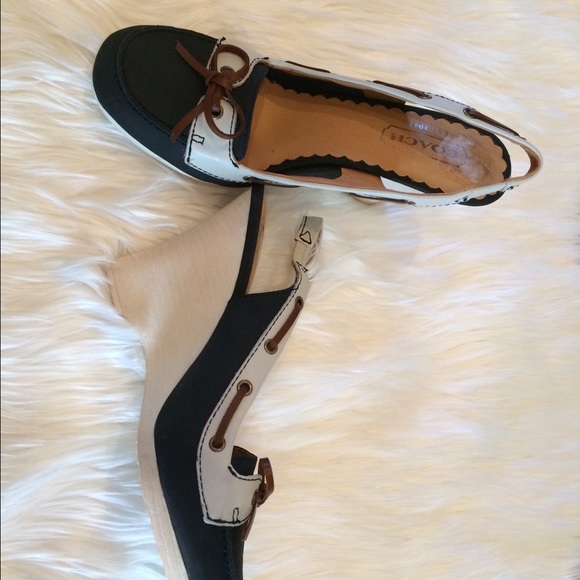 Coach Shoes - Coach Athena