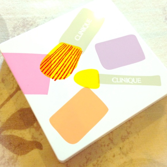 BRAND NEW CLINIQUE PALETTE duo.. Neutral colors💜
