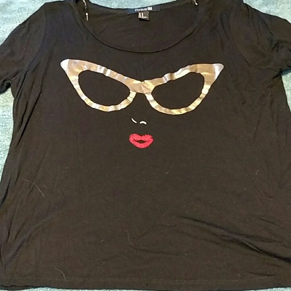 Short sleeved shirt