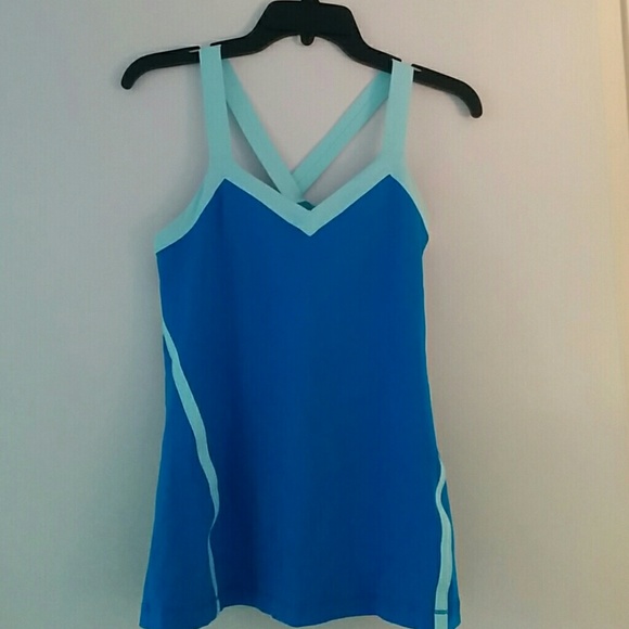 Lululemon blue top 8