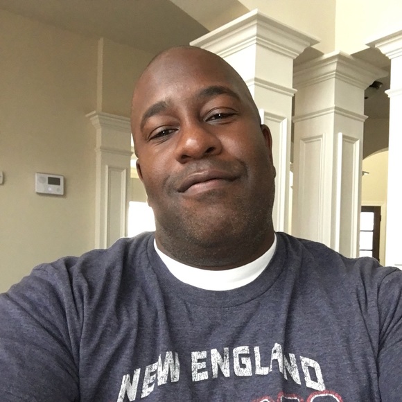 Meet your Posher, Scotty - Picture 1 of 1