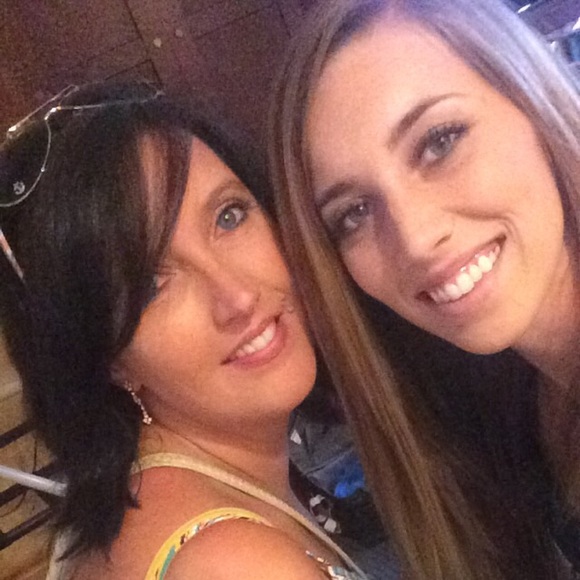 Meet your Posher, Renae