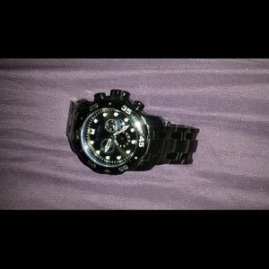 Used invicta men's pro diver watch