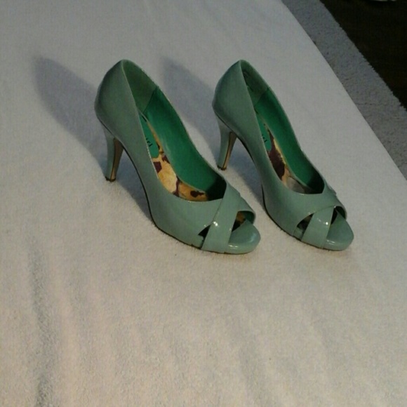 Mint-colored High Heels
