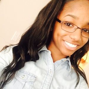 Meet your Posher, Jayla