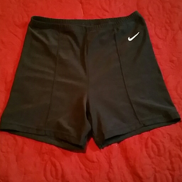 NIKE DRY FIT SPANDEX SHORTS