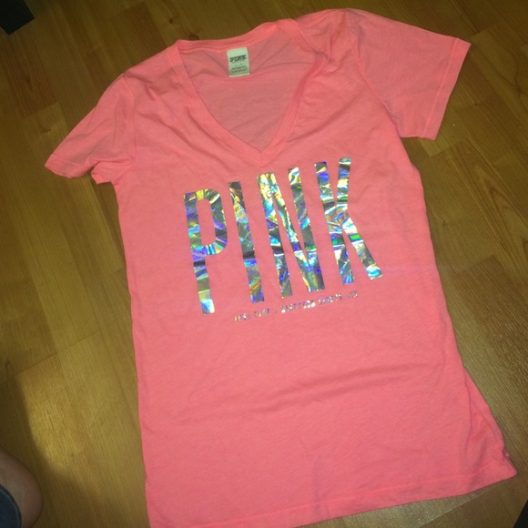 PINK Victoria's Secret Tops - VS Pink Tee 🎀