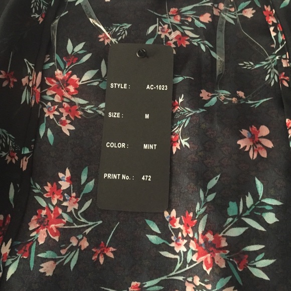 Floral kimono - Picture 3 of 3