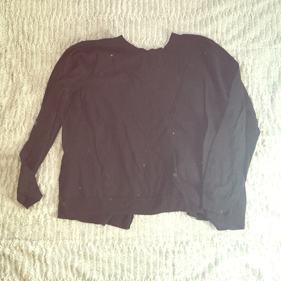Gap sweater