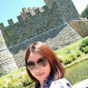 Meet your Posher, Feifei