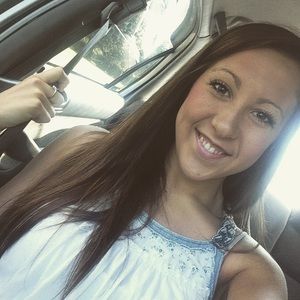 Meet your Posher, Sara