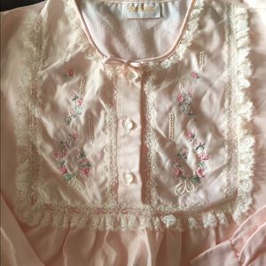 Vintage sleepwear Barbizon LG