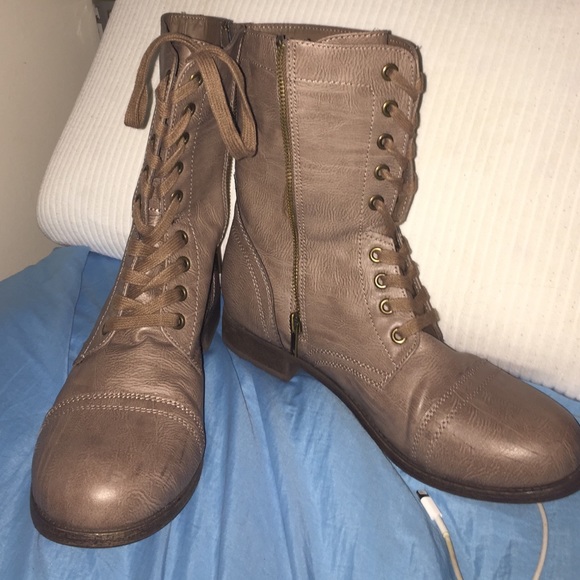 Rampage boots!