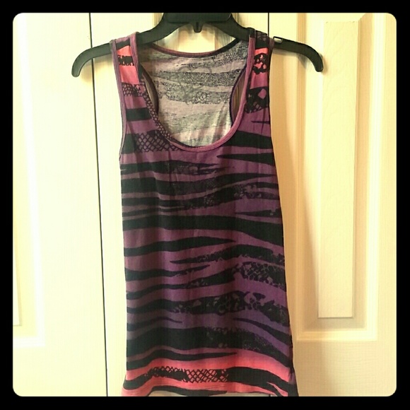 Razor back tank top