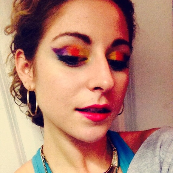 Meet your Posher, Maura - Picture 1 of 1