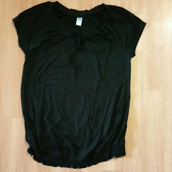 Old Navy Maternity shirt