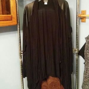 Dots Leather Shoulder Cardigan