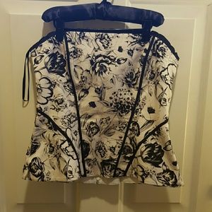 NEW...WHITE HOUSE BLACK MARKET BUSTIER TOP