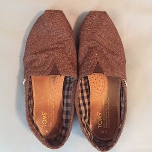 💌price drop💌 TOMS :: brown patterned