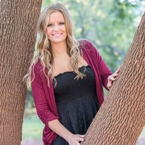 Meet your Posher, Macy