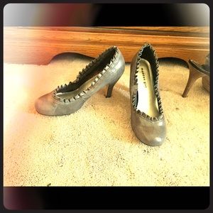 Size 10 Grey Heels